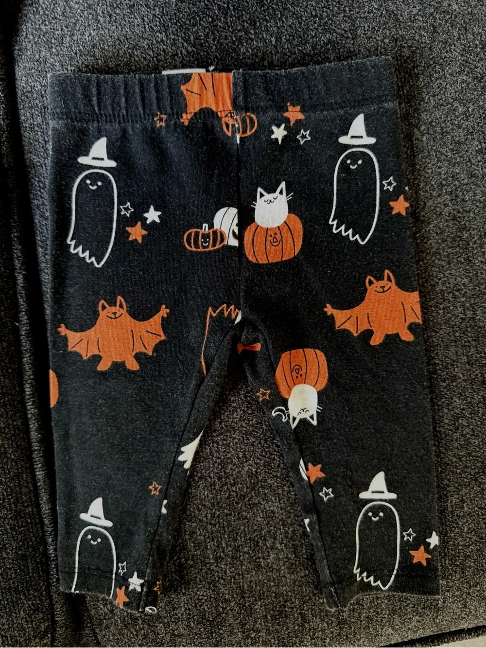 Babies Halloween Long-Sleeve clothes in Mustard, maroon and Orange 0, 3, 6 month
